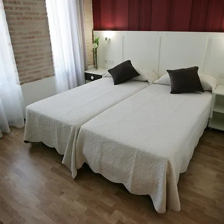 La Bastida 3*