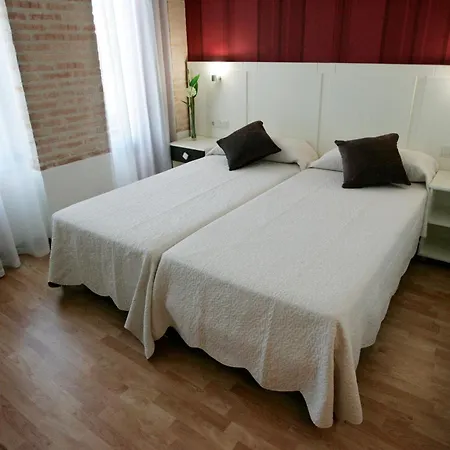 La Bastida 3*