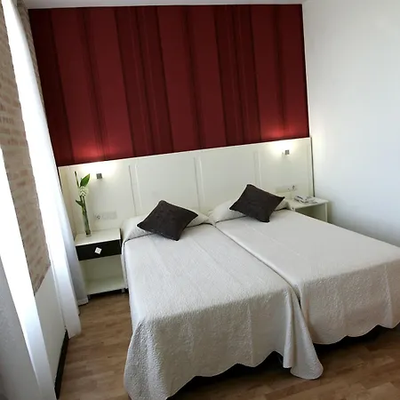La Bastida מלון 3*